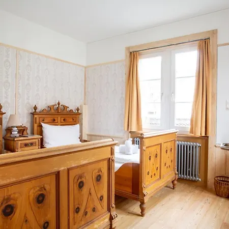 Zunfthaus Zur Rebleuten כור