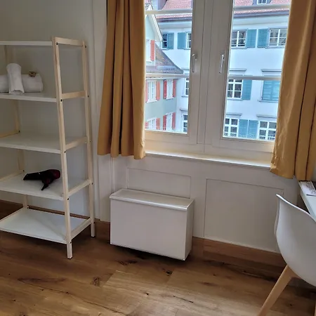 Zunfthaus Zur Rebleuten מלון 2*