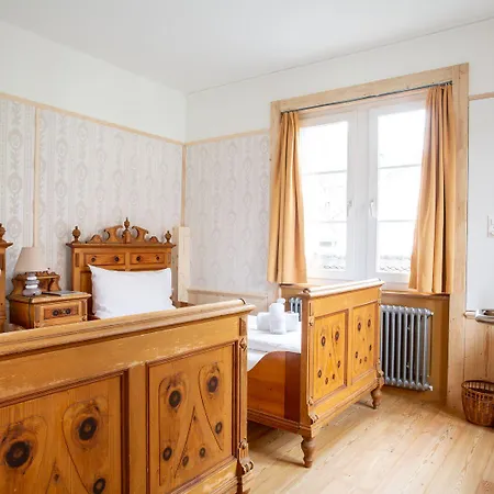 Zunfthaus Zur Rebleuten 2*