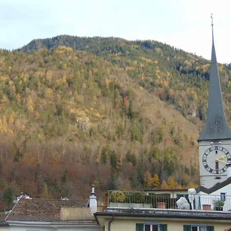 Zunfthaus Zur Rebleuten מלון 2*