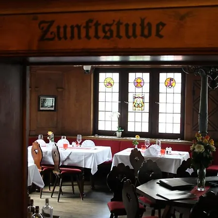 Zunfthaus Zur Rebleuten 2*