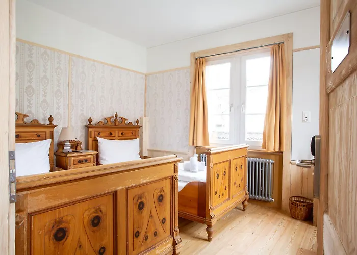 Zunfthaus Zur Rebleuten 2*