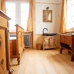 Zunfthaus Zur Rebleuten 2*