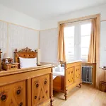 Zunfthaus Zur Rebleuten Чур