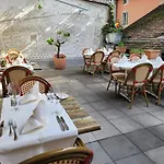 Отель Zunfthaus Zur Rebleuten