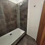 Отель Zunfthaus Zur Rebleuten 2*