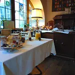 Отель Zunfthaus Zur Rebleuten
