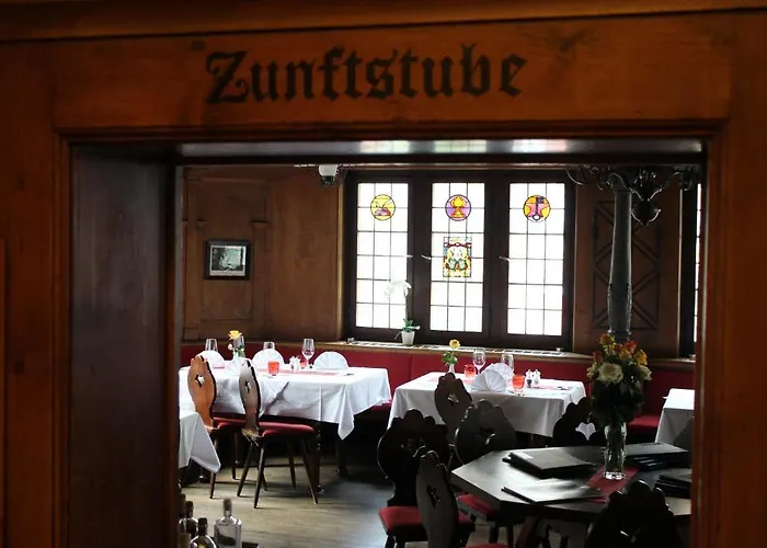 Zunfthaus Zur Rebleuten 2*