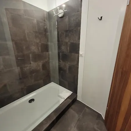 فندق Zunfthaus Zur Rebleuten 2*