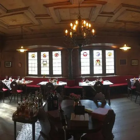 Zunfthaus Zur Rebleuten فندق 2*