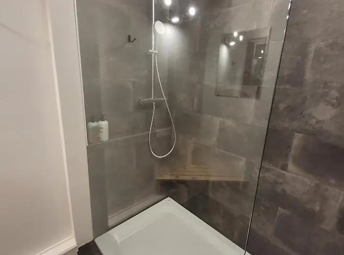 酒店 祖夫索奥斯勒硫腾旅馆