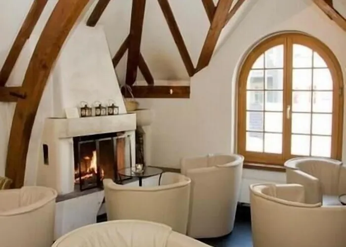 祖夫索奥斯勒硫腾旅馆 库尔